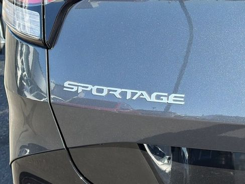 Used 2025 Kia Sportage SX Prestige AWD/4WD image 12
