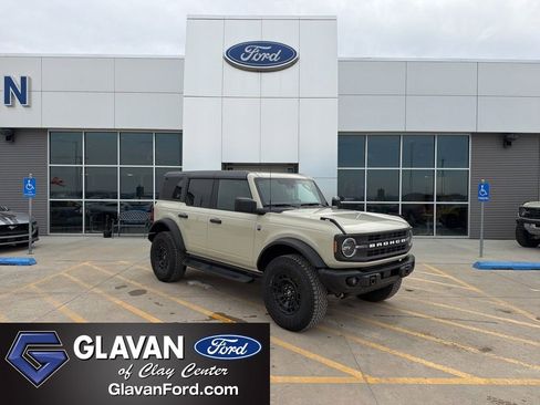 New 2026 Ford Bronco Big Bend w/ Black Diamond Package AWD/4WD image 1