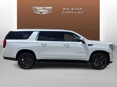 Used 2023 GMC Yukon XL Denali RWD image 6