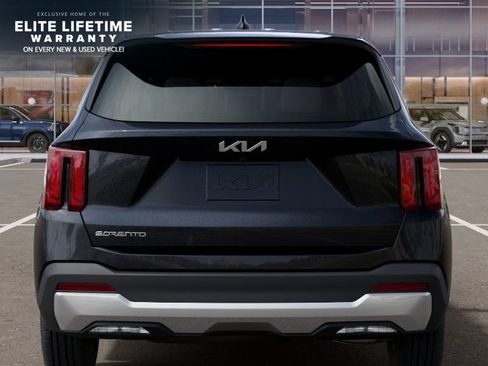 New 2026 Kia Sorento LX FWD image 14