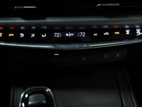 Used 2024 Cadillac XT4 Sport image 42