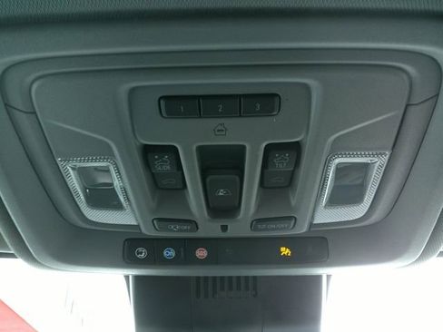 Used 2024 GMC Sierra 3500 Denali w/ Denali Reserve Package image 24