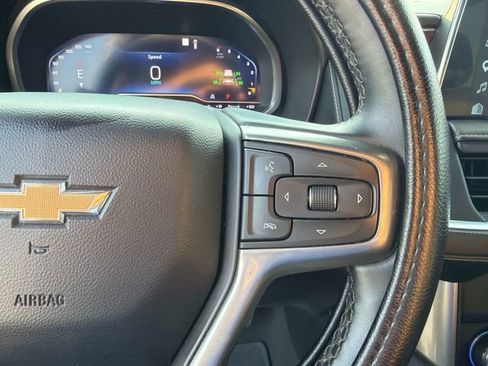 Used 2023 Chevrolet Suburban Premier RWD image 27