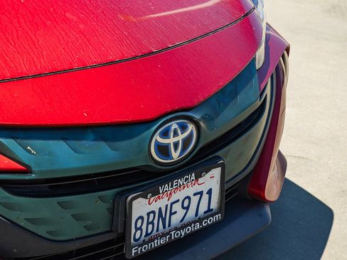 Used 2017 Toyota Prius Prime Plus FWD image 10
