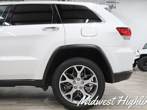 Used 2021 Jeep Grand Cherokee Limited image 16