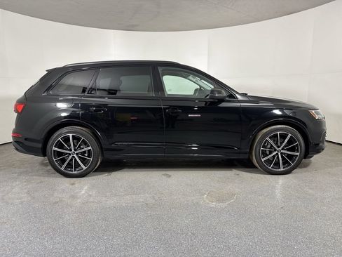 Used 2023 Audi Q7 3.0T Prestige w/ Prestige Package image 38