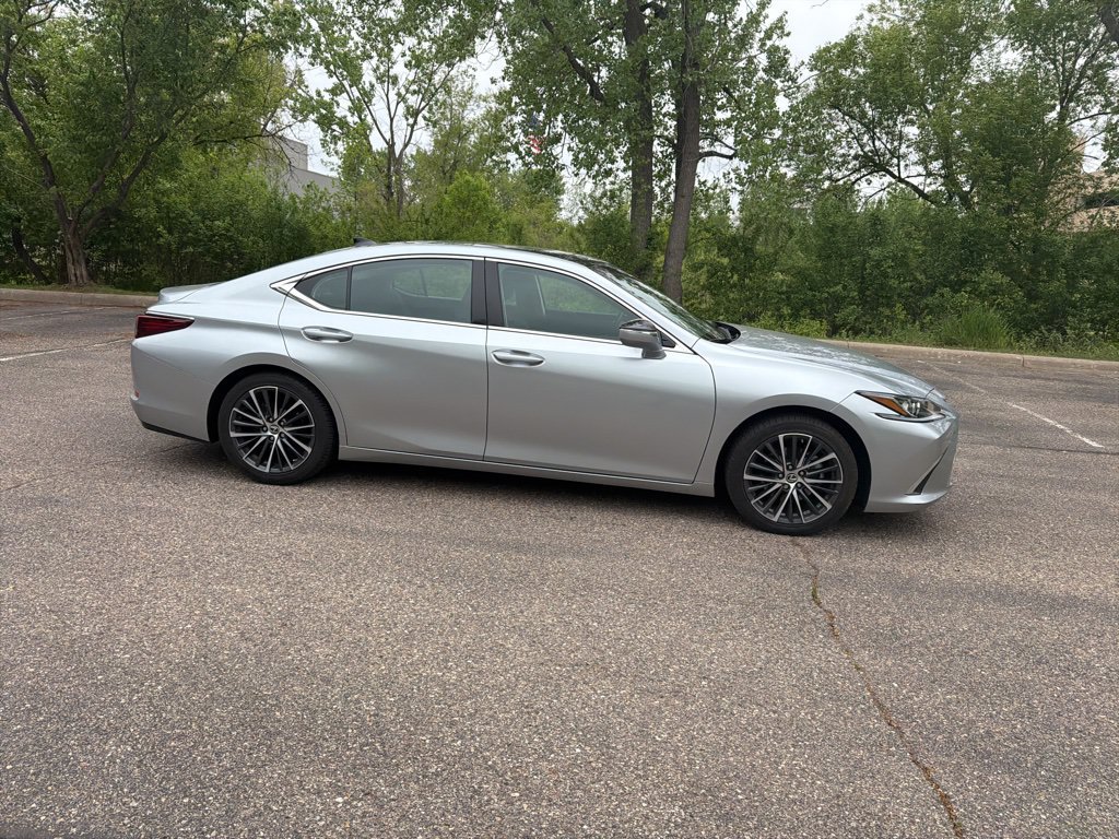 Certified 2023 Lexus ES 350 w/ Premium Package FWD image 14