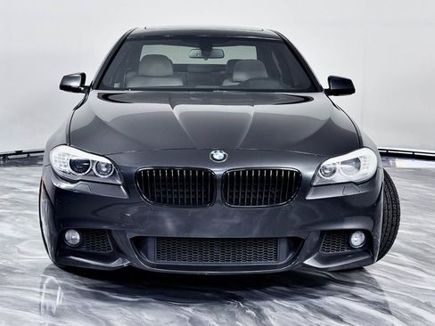 Used 2013 BMW 550i Sedan RWD image 7