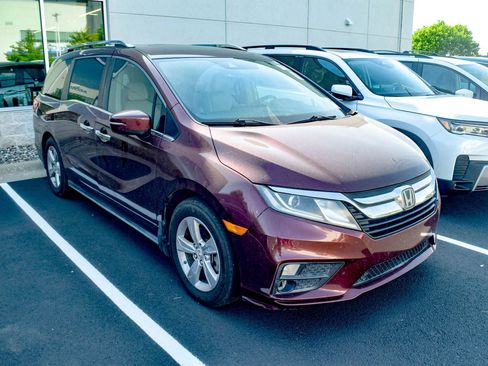 Used 2018 Honda Odyssey EX-L image 4