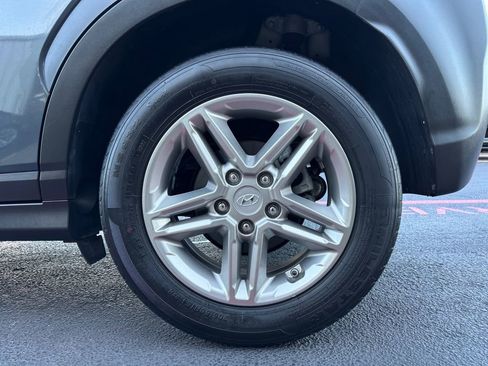 Used 2019 Hyundai Kona SE image 44