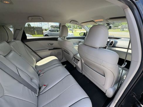 Used 2013 Toyota Venza XLE AWD/4WD image 18