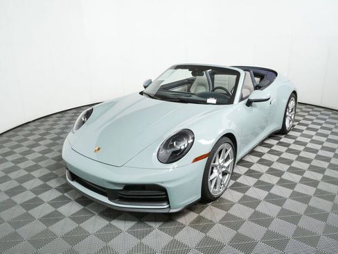 Certified 2025 Porsche 911 Carrera RWD image 25