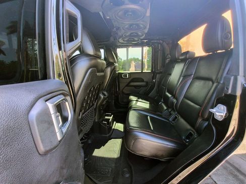 Used 2020 Jeep Gladiator Rubicon AWD/4WD image 30