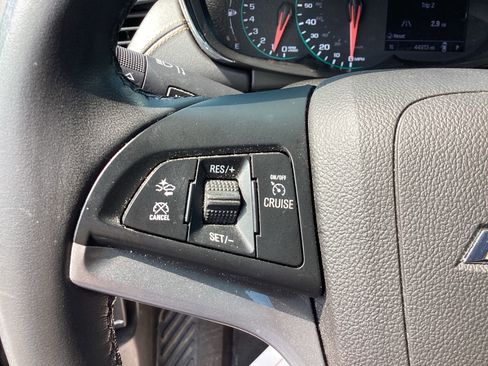 Used 2019 Chevrolet Trax Premier image 16