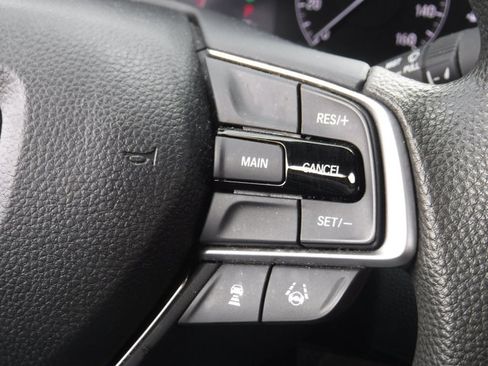 Used 2019 Honda Accord EX image 27