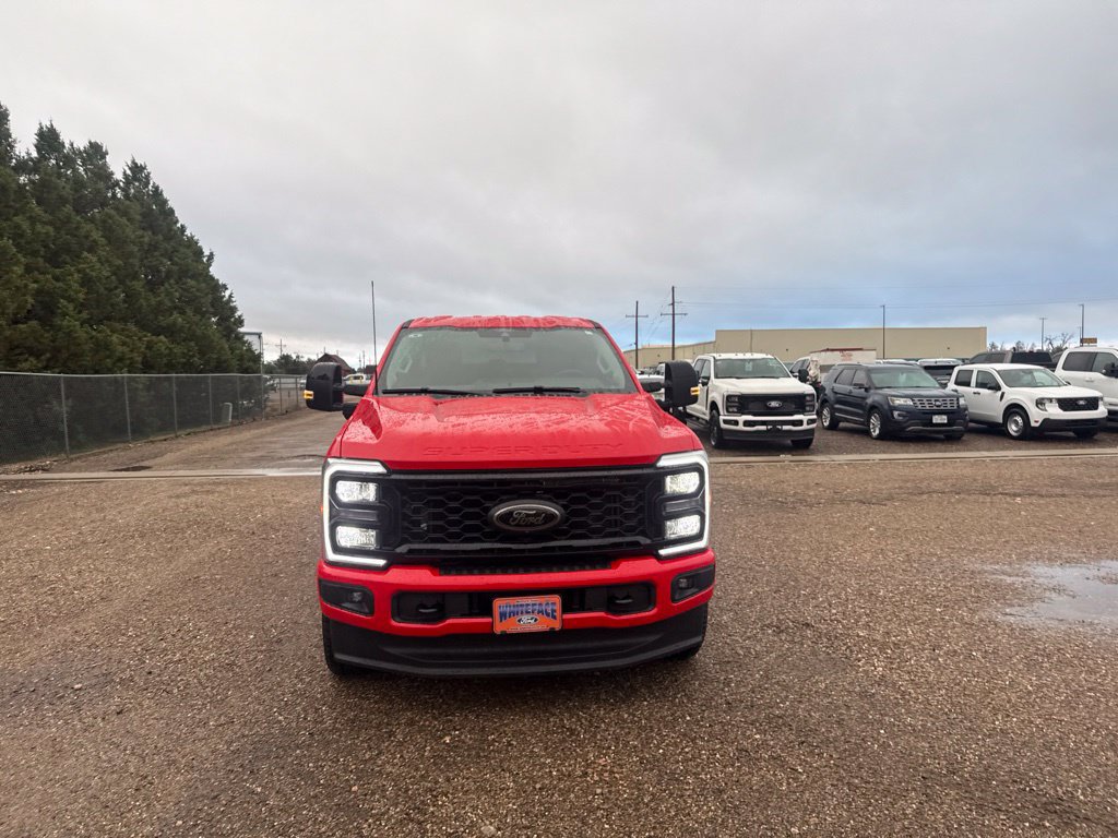 Used 2026 Ford F350 Lariat w/ Black Appearance Package AWD/4WD image 10