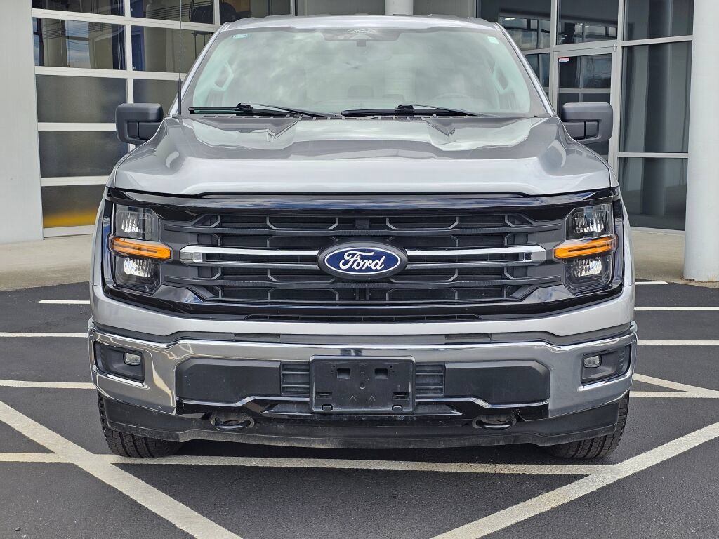 Used 2025 Ford F150 XLT w/ Equipment Group 301A Standard AWD/4WD image 8