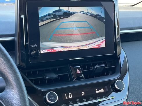 Used 2024 Toyota Corolla LE FWD image 28