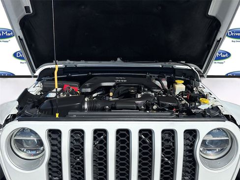 Used 2020 Jeep Gladiator Overland AWD/4WD image 29
