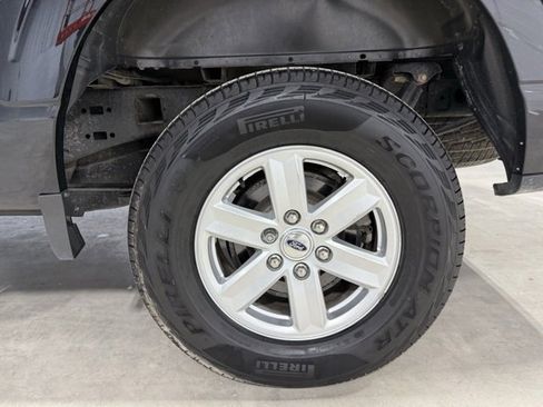 Used 2022 Ford F150 XLT image 39