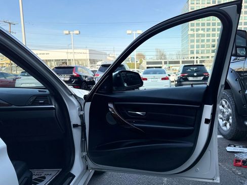 Used 2013 BMW 335i xDrive Sedan image 38
