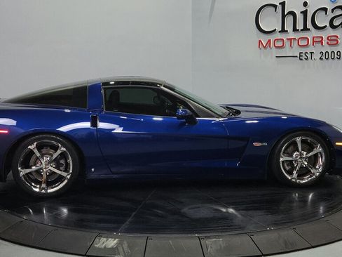 Used 2007 Chevrolet Corvette Coupe w/ Performance Package RWD image 21