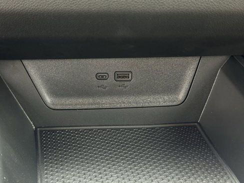 New 2026 Chevrolet Equinox ACTIV w/ Convenience Package III FWD image 16