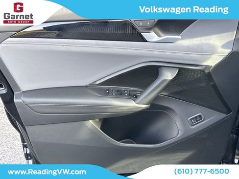 New 2026 Volkswagen Tiguan SE R-Line image 12