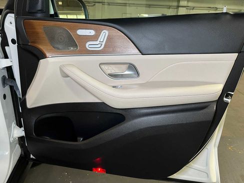 Used 2022 Mercedes-Benz GLE 350 image 10