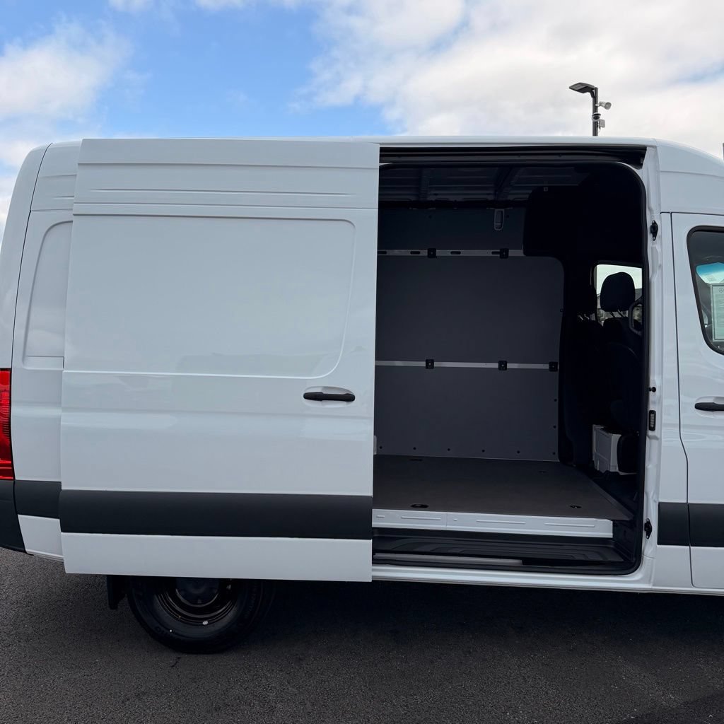 New 2026 Mercedes-Benz Sprinter 2500 image 23