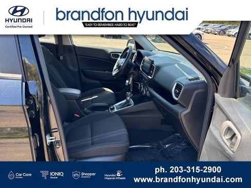 Certified 2023 Hyundai Venue SEL FWD image 27