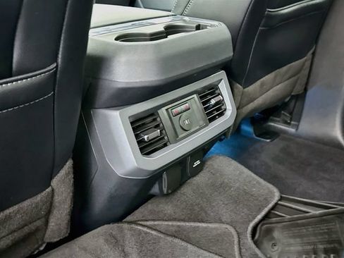 Used 2024 Ford F350 Lariat w/ Lariat Ultimate Package AWD/4WD image 27