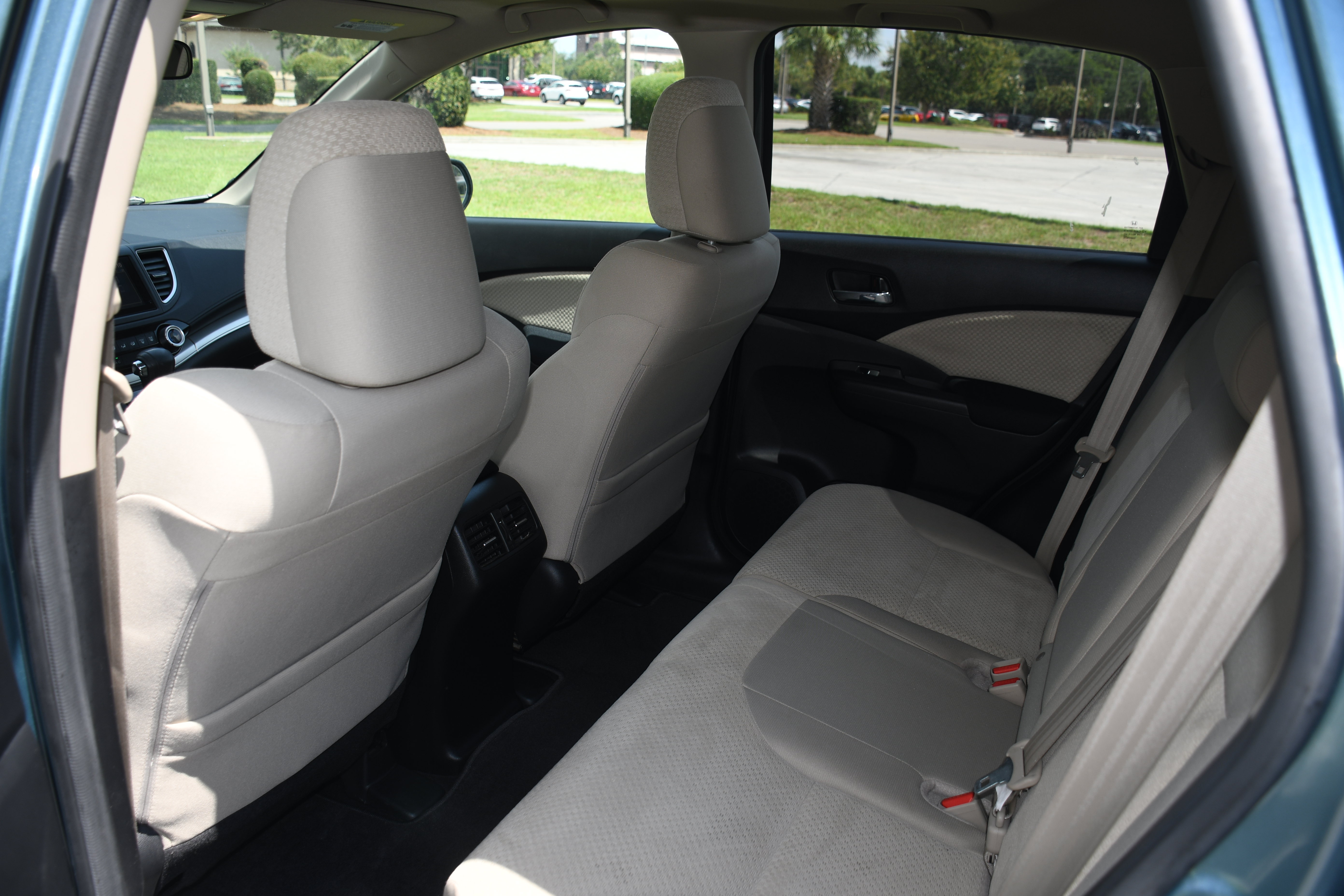 Used 2016 Honda CR-V EX image 17
