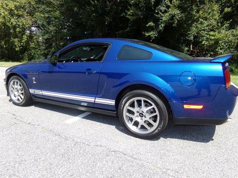 Used 2007 Ford Mustang Shelby GT500 RWD image 9