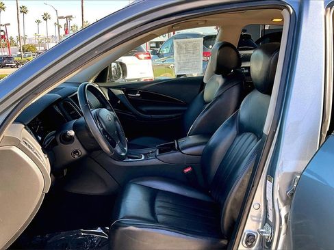 Used 2017 INFINITI QX50 2WD w/ Premium Plus Package image 14