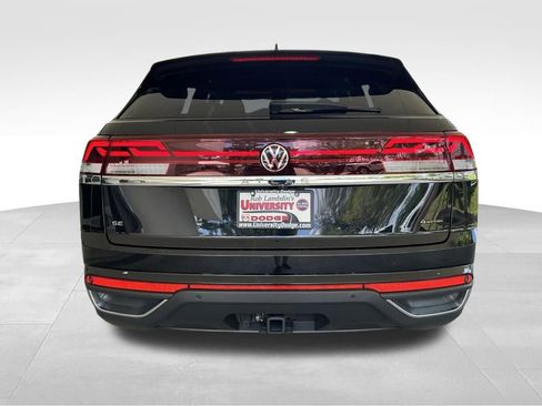 Used 2025 Volkswagen Atlas Cross Sport SE AWD/4WD image 31