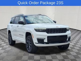 Used 2025 Jeep Grand Cherokee L Summit w/ Obsidian Package AWD/4WD video 2