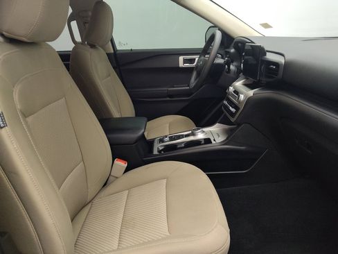 Used 2023 Ford Explorer 4WD image 21
