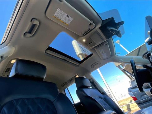 Used 2021 Nissan Armada Platinum w/ Captain's Chairs Package image 13