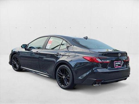 New 2025 Toyota Camry SE image 8