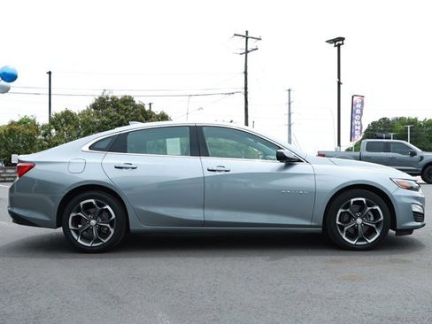 Used 2024 Chevrolet Malibu LT FWD image 4