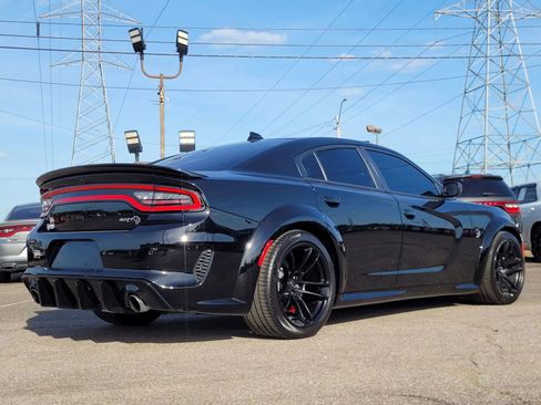 Used 2022 Dodge Charger SRT Hellcat image 16
