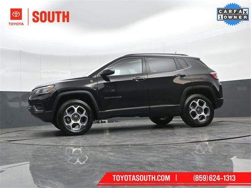 Used 2022 Jeep Compass Trailhawk w/ Trailhawk Convenience Group image 42