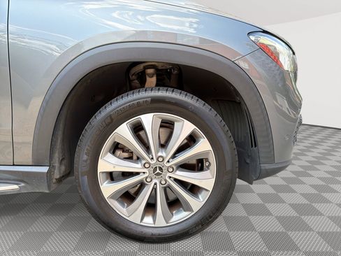 Used 2020 Mercedes-Benz GLE 450 4MATIC w/ Premium Package image 31