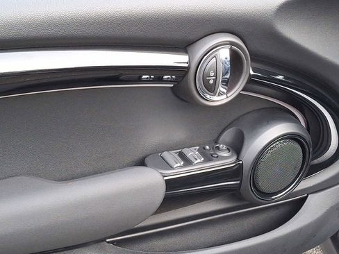 Certified 2023 MINI Cooper S image 10