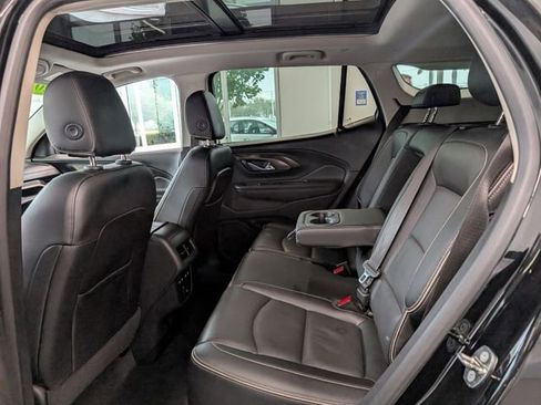 Used 2018 GMC Terrain Denali w/ Advanced Safety Package image 7