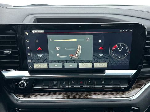 Certified 2025 GMC Sierra 2500 SLE w/ SLE Convenience Package image 26