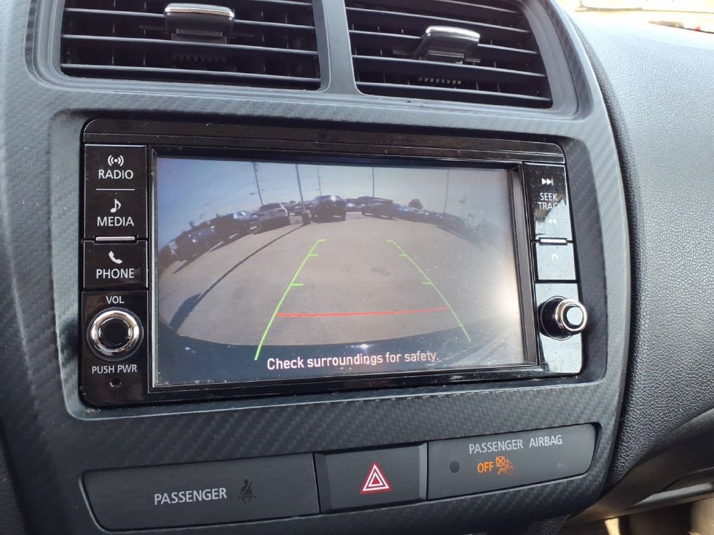 Used 2024 Mitsubishi Outlander Sport LE AWD/4WD image 32