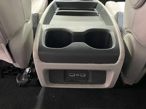 Used 2024 Honda Odyssey EX-L image 13
