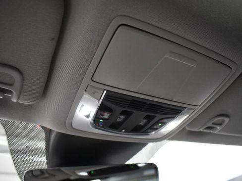 Used 2023 Acura MDX SH-AWD image 24